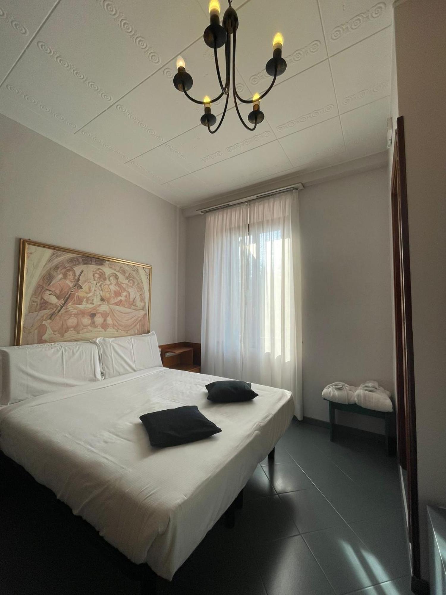 Hotel La Bussola Cittiglio Kültér fotó