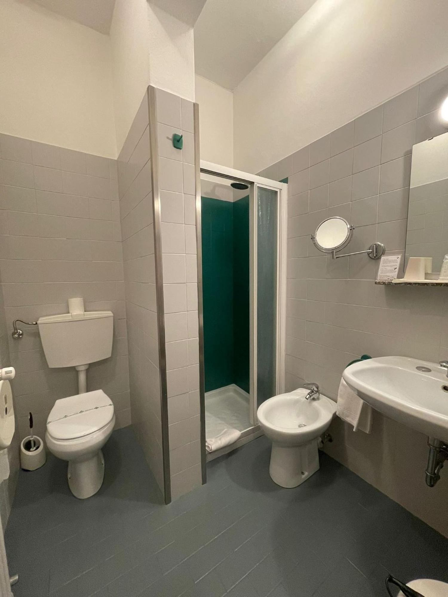 Hotel La Bussola Cittiglio Kültér fotó