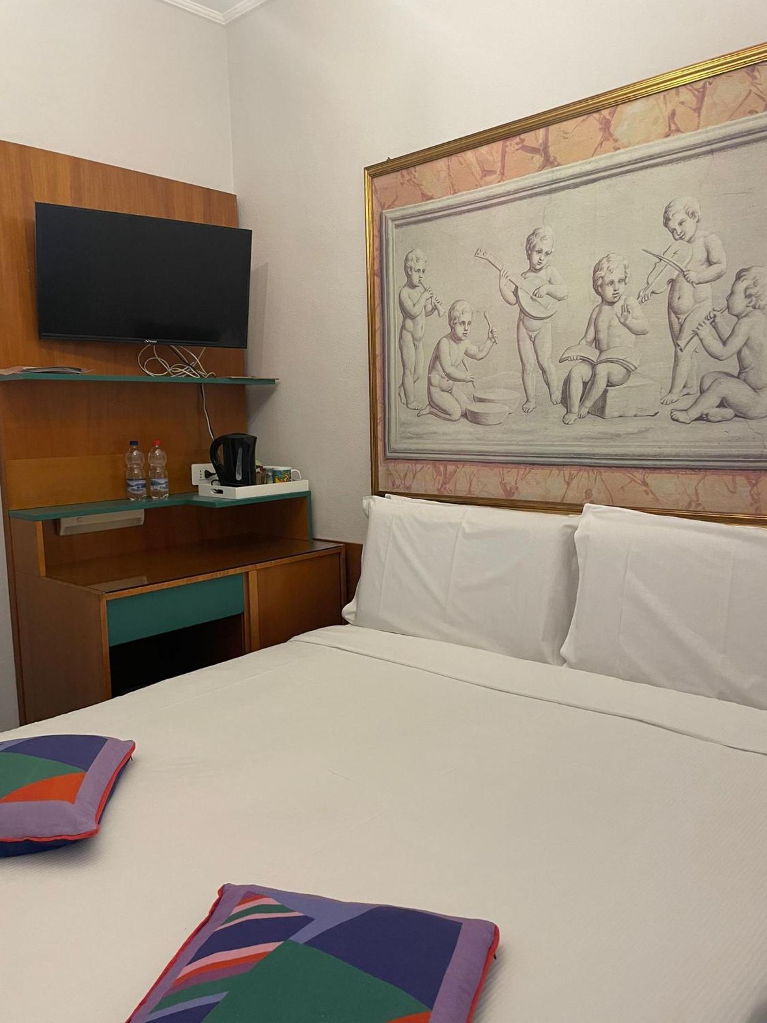 Hotel La Bussola Cittiglio Kültér fotó